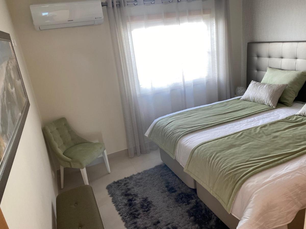 Vila Paz Carvoeiro  Luaran gambar